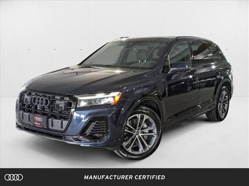 2025 Audi Q7 45 Premium Plus