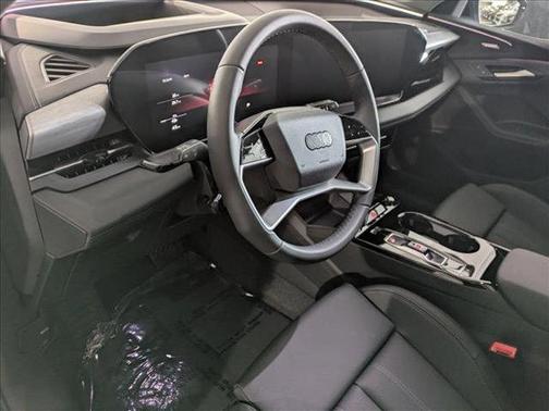 2025 Audi Q6 e-tron Premium Plus quattro