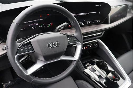 Glacier White Metallic 2025 Audi Q5 Prestige TFSI quattro S tronic