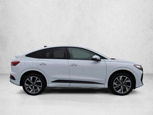 Glacier White Metallic 2023 Audi Q4 e-tron Premium Plus 50 quattro