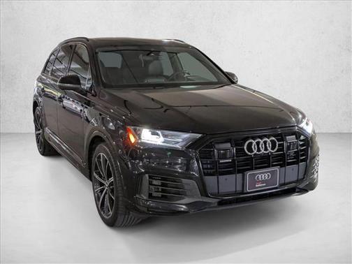 2020 Audi Q7 55 Premium Plus