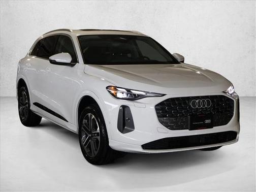 Arkona White 2025 Audi Q5 Premium TFSI quattro S tronic