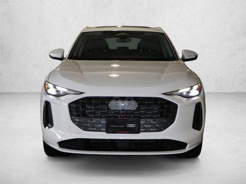 Arkona White 2025 Audi Q5 Premium TFSI quattro S tronic