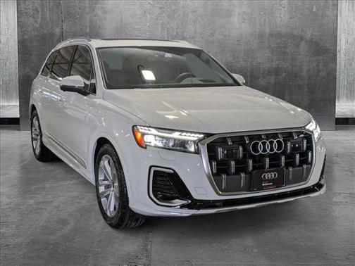 2025 Audi Q7 55 Prestige