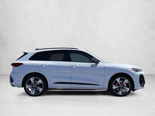 White 2025 Audi SQ5 3.0T Premium Plus