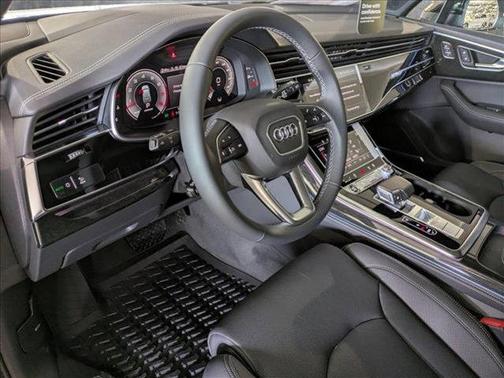 2025 Audi Q7 55 Prestige