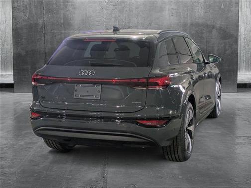 2025 Audi Q6 e-tron Prestige quattro