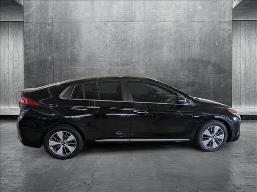 2019 Hyundai IONIQ Plug-In Hybrid Limited