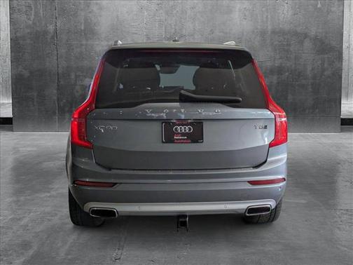 2020 Volvo XC90 T5 Momentum
