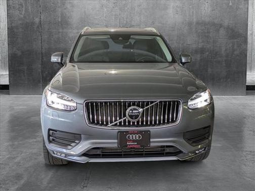 2020 Volvo XC90 T5 Momentum