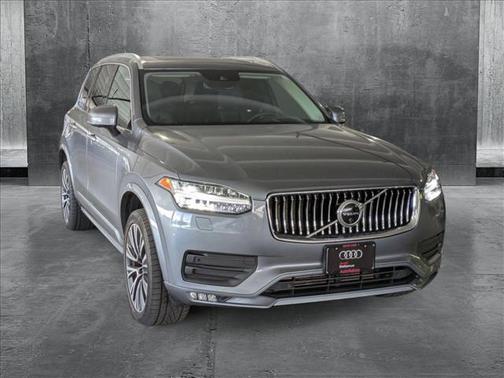 2020 Volvo XC90 T5 Momentum