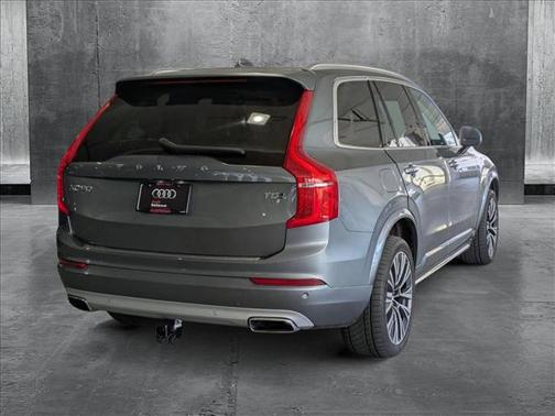 2020 Volvo XC90 T5 Momentum