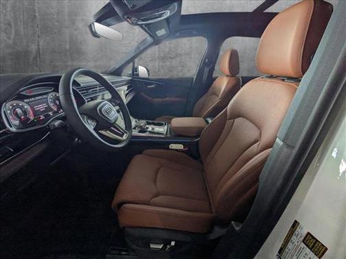 2025 Audi Q7 55 Prestige