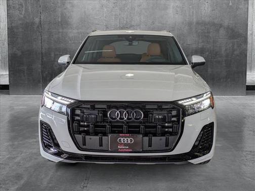 2025 Audi Q7 55 Prestige