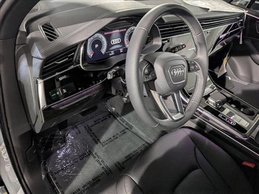 2026 Audi Q7 55 Premium Plus