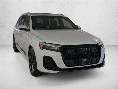 2026 Audi Q7 55 Premium Plus