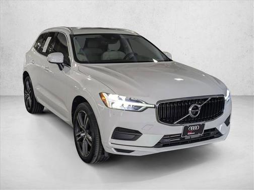 2020 Volvo XC60 T5 Momentum