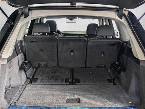 2023 Audi Q7 45 Premium Plus