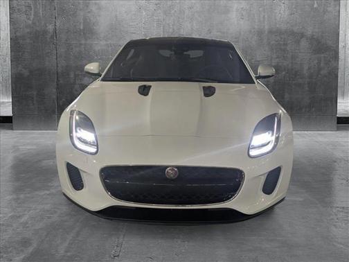 2019 Jaguar F-TYPE P300