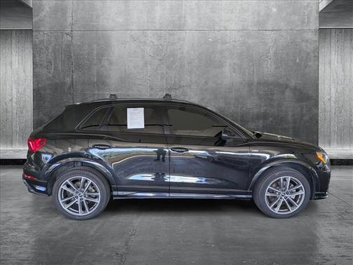 2021 Audi Q3 45 S line Premium
