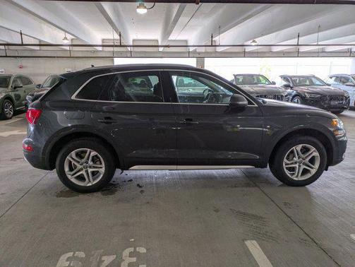 2018 Audi Q5 2.0T Premium Plus