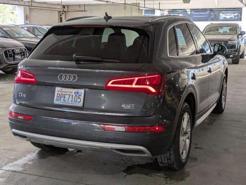 2018 Audi Q5 2.0T Premium Plus