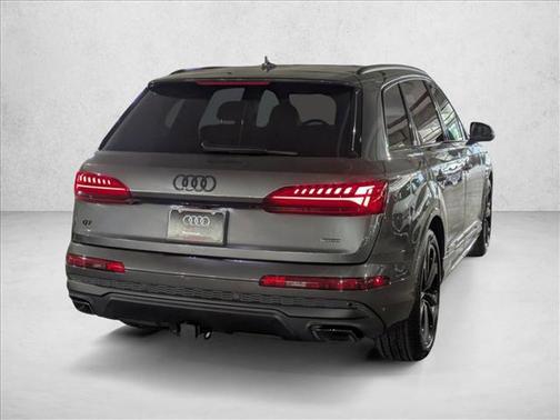 2026 Audi Q7 55 Premium Plus