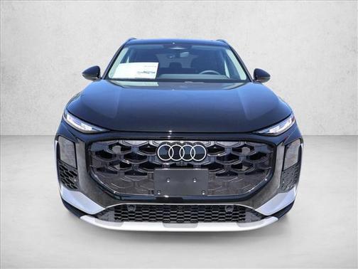 Mythos Black Metallic 2026 Audi Q3 TFSI quattro S tronic