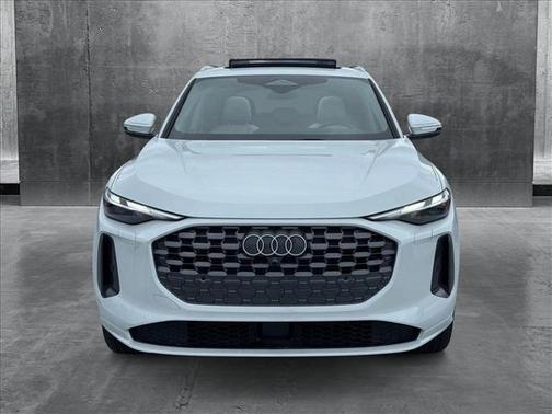 2025 Audi Q5 Premium