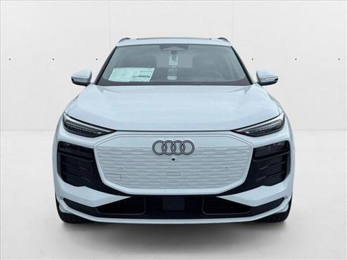 2025 Audi Q6 e-tron Premium Plus quattro