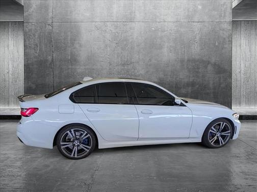 2021 BMW 330 330i