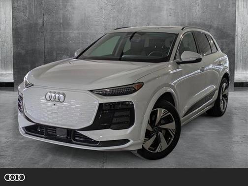 2025 Audi Q6 e-tron Premium Plus quattro
