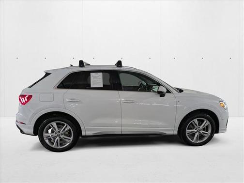 2020 Audi Q3 45 S line Prestige