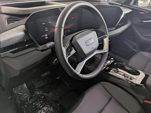 2025 Audi Q6 e-tron Premium Plus quattro