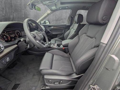 2025 Audi Q5 45 S line Premium Plus