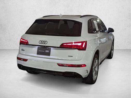 2025 Audi Q5 45 S line Premium Plus