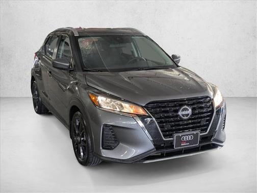 2022 Nissan Kicks SV