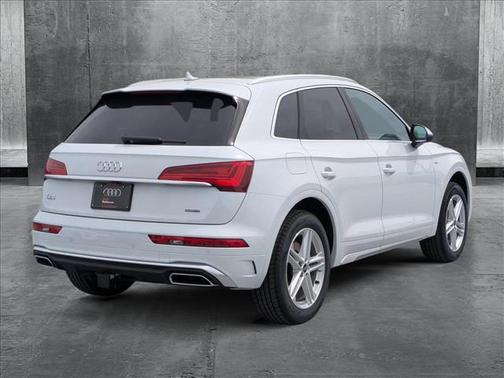 2025 Audi Q5 55 S line Premium Plus