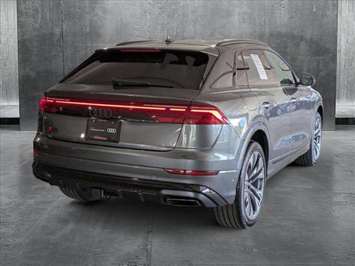 2024 Audi Q8 55 Premium Plus