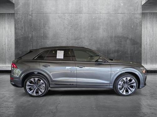 2024 Audi Q8 55 Premium Plus