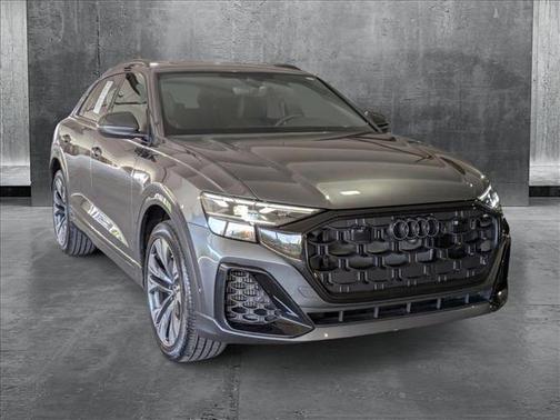 2024 Audi Q8 55 Premium Plus