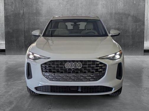 2025 Audi Q5 Premium