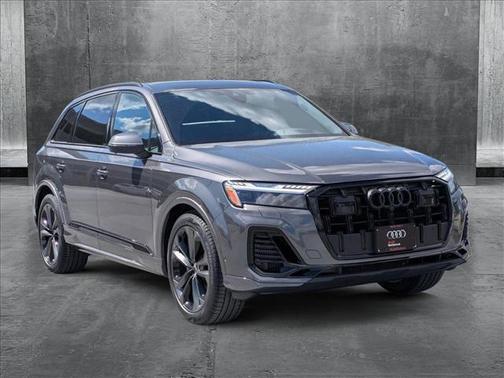 2025 Audi Q7 55 Prestige