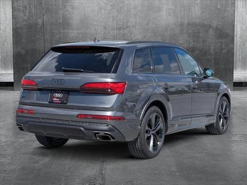 2025 Audi Q7 55 Prestige