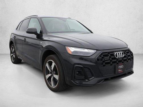 Mythos Black Metallic 2023 Audi Q5 45 S line Prestige