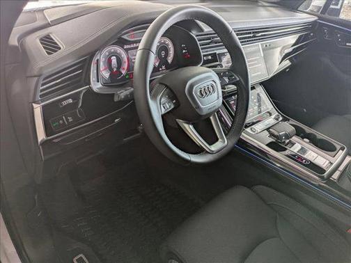 2025 Audi Q7 55 Prestige