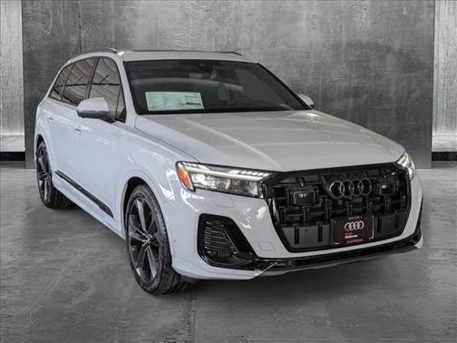 2025 Audi Q7 55 Prestige