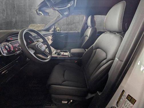 2025 Audi Q7 55 Prestige
