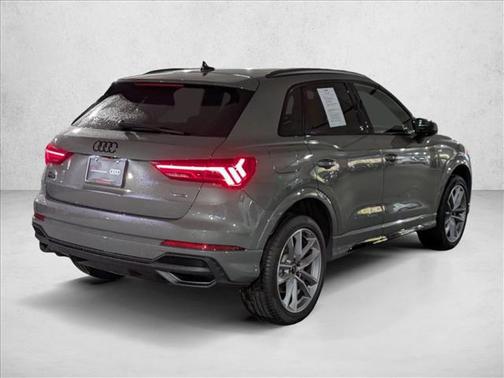 2025 Audi Q3 Premium 45 TFSI S line quattro Tiptronic