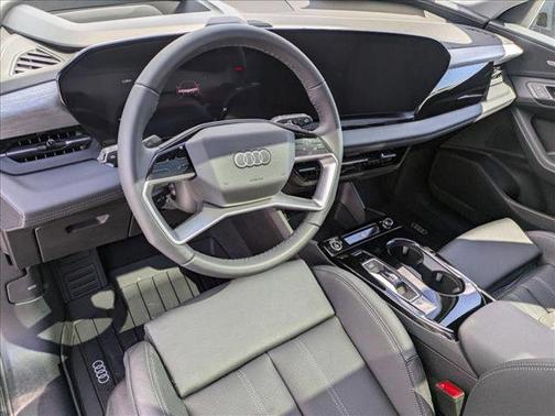 2025 Audi Q6 e-tron Premium Plus quattro